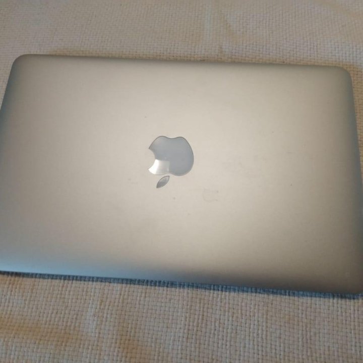 Apple MacBook air 2012