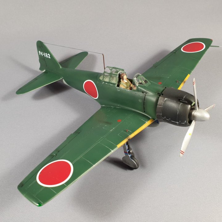 Зеро A6M3 Mitsubishi 1/48 (собранный и окрашенный)