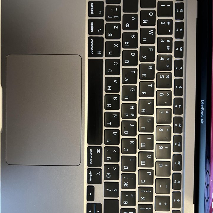 MacBook Air 13 2020 M1