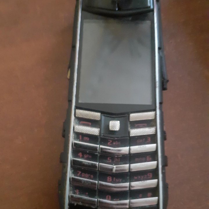 VERTU Ascent FERRARI.