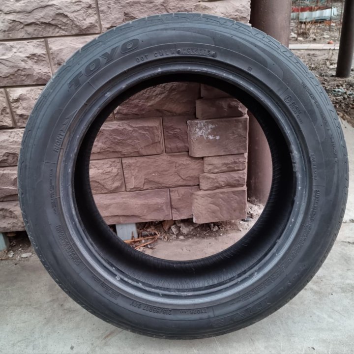 Продам летние шины 215/55 r17