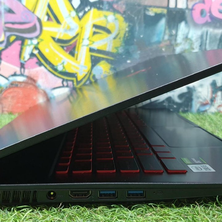 Игровой MSI i5-10/8Gb/GTX 1650 4Gb/144Hz/ GF75 10SCXR-653XRU [9S7-17F412-653]