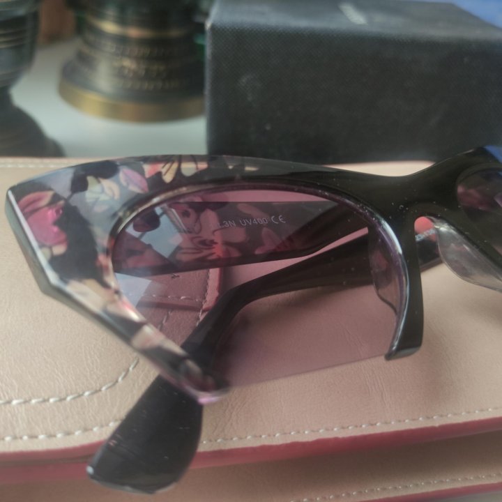 Солнцезащитные очки