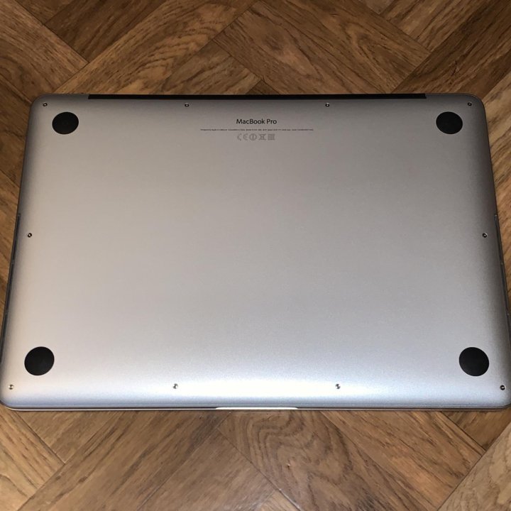 MacBook Pro 13’’ (Early 2013) 8GB/256GB, 142 цикла