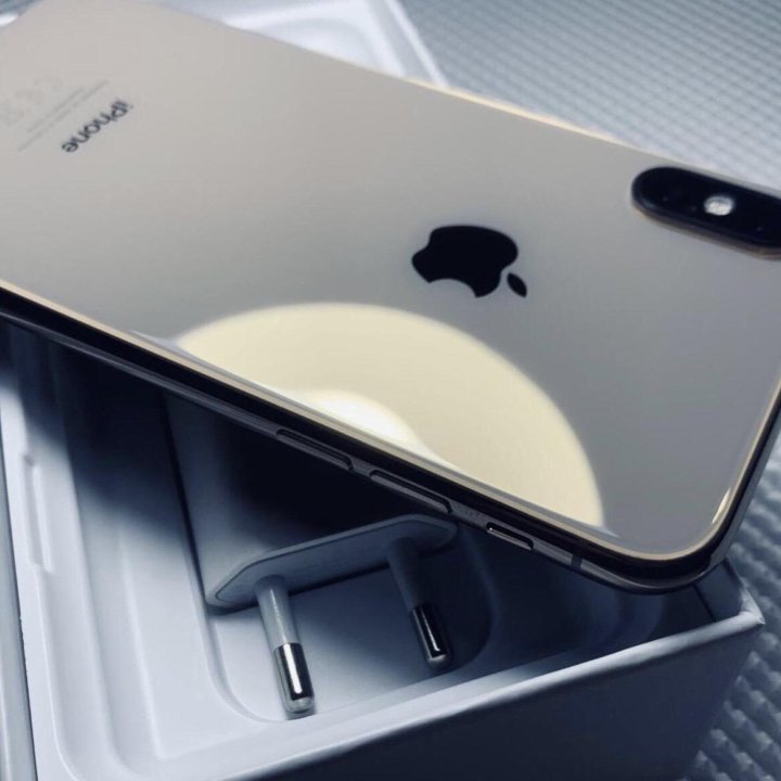 Новый iPhone XS 256Gb Gold Оригинал