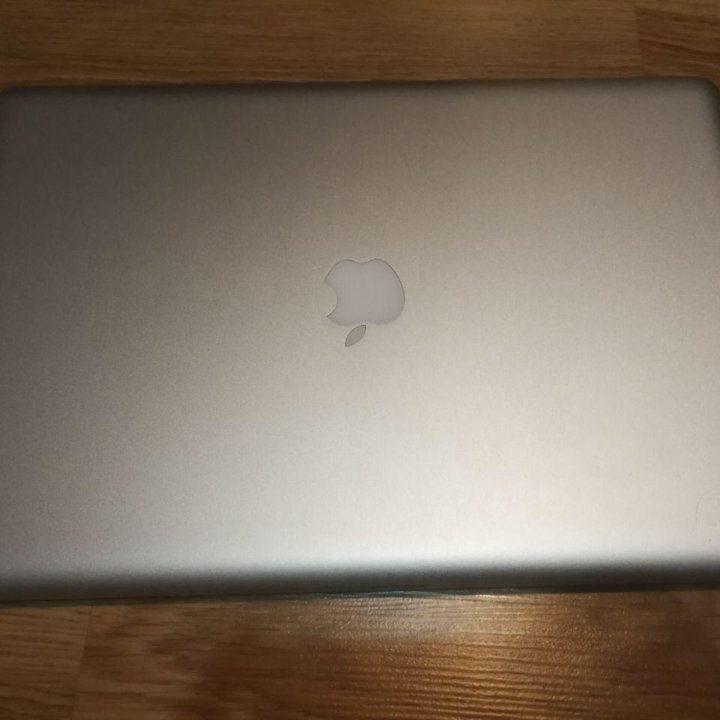 Apple MacBook Pro 17 А1297 (Windows 11)