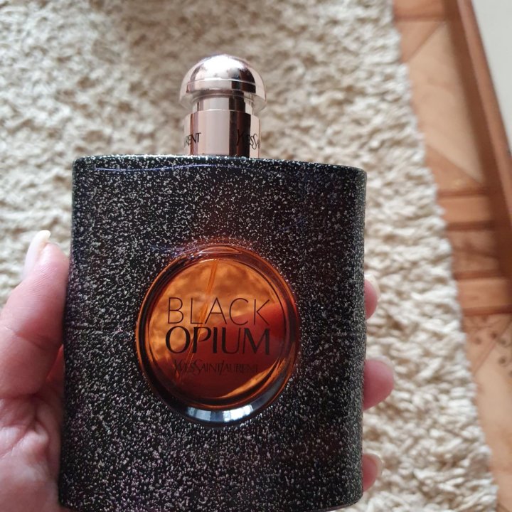 Yves saint laurent black opium