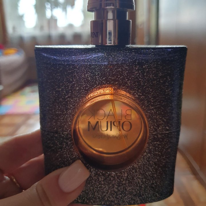 Yves saint laurent black opium
