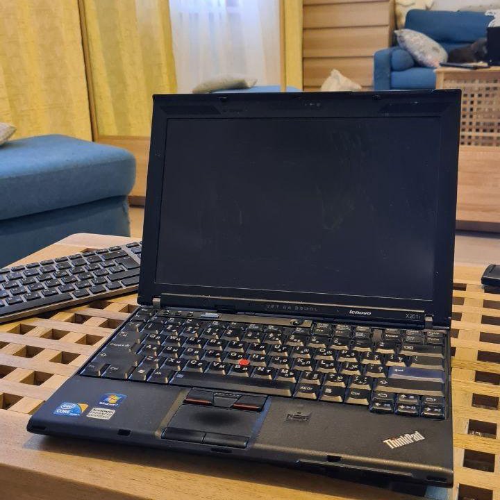 Ноутбук Lenovo X201 Core i3