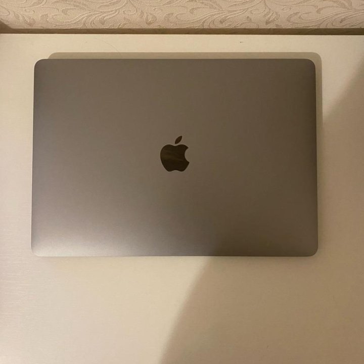 Macbook pro 13 2022/ Model A2338