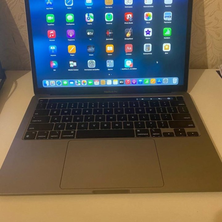 Macbook pro 13 2022/ Model A2338