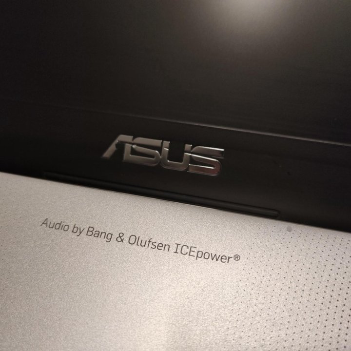 Ноутбук Asus N76V8