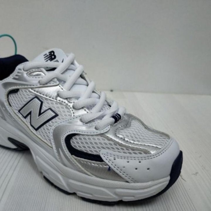 New balance кроссовки