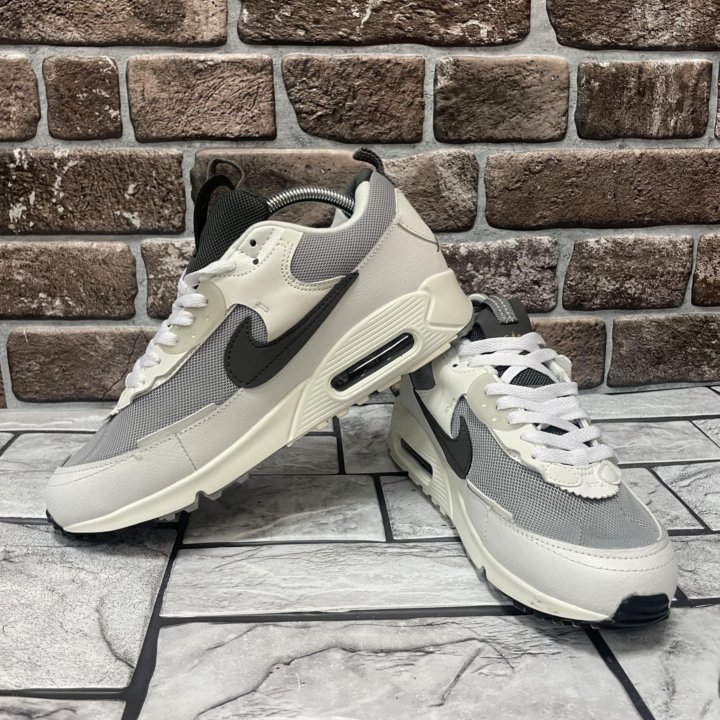 Nike Air Max 90