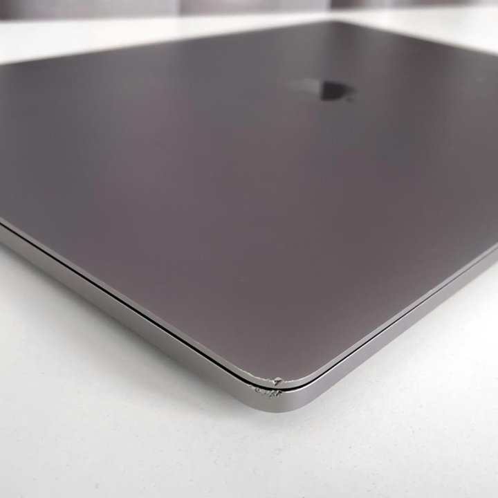 MacBook Pro 15-inch 2.9GHZ/16GB/512GB