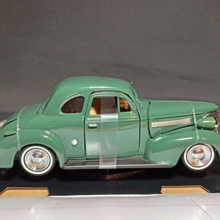 Модель Chevrolet Coupe 1939 Motormax 1:24