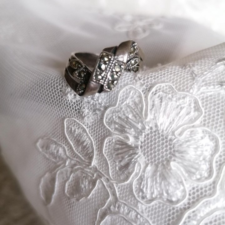 Кольцо серебро