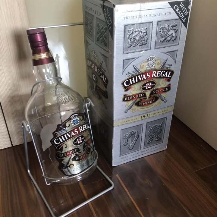 Бутылка от виски CHIVAS REGAL 4,5 л