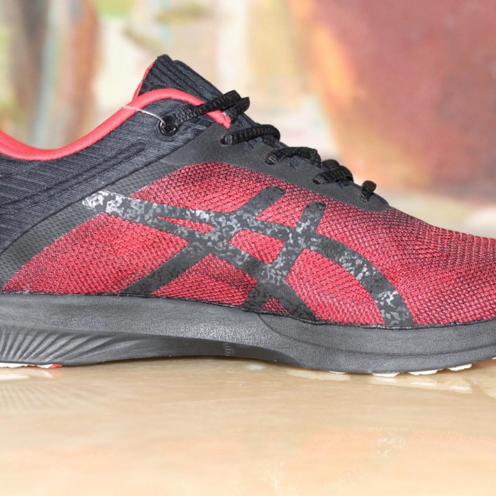 Кроссовки Asics Fuzex