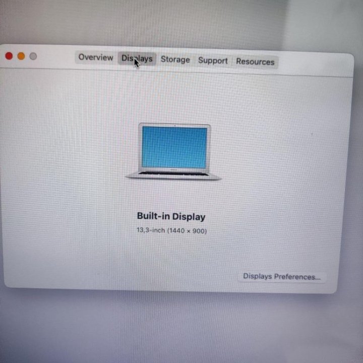 MacBook Air 13 2015, 8gb ram , CORE I5 2.6ghz /8/1