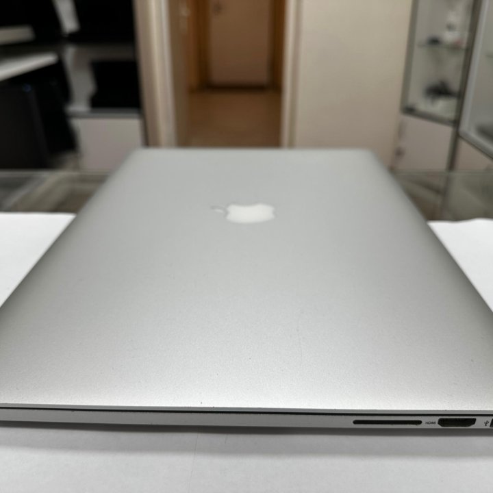 Macbook pro 15 2015 i7 2.2 16/251 (П-671)