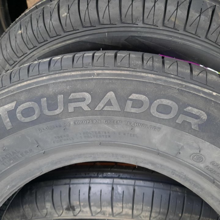 Tourador 175/70/13 новые