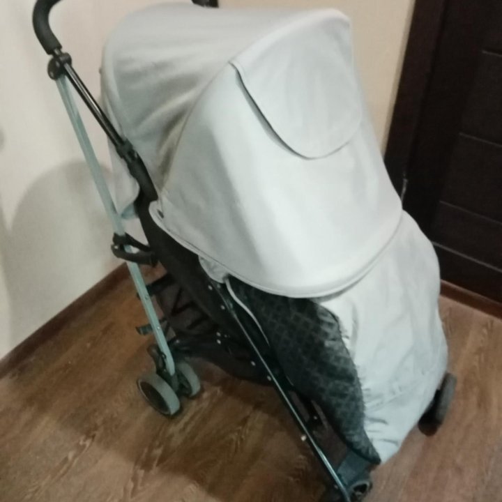 Коляска прогулочная