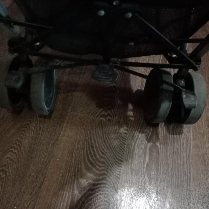 Коляска прогулочная