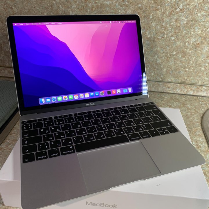 MacBook 2018