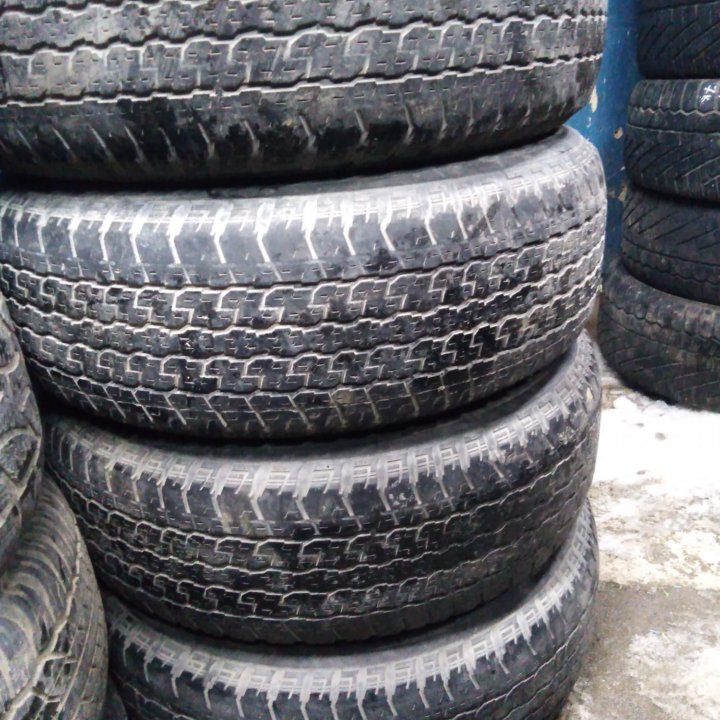 265 /65 R17