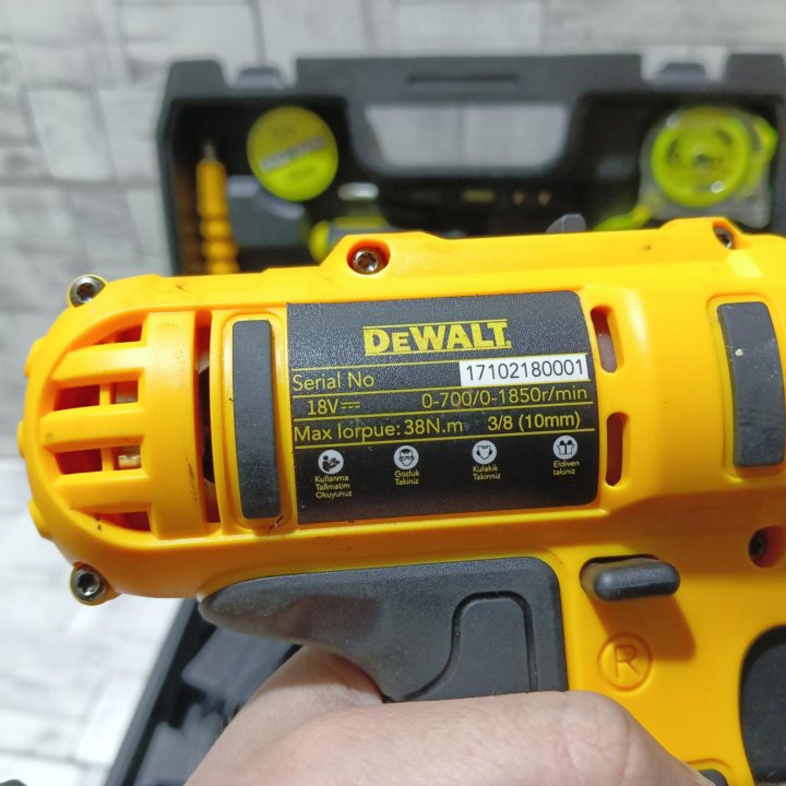 Дрель dewalt 18 v ударный