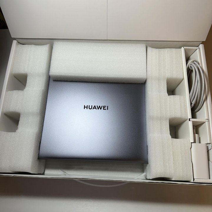 Huawei Mattebook 13