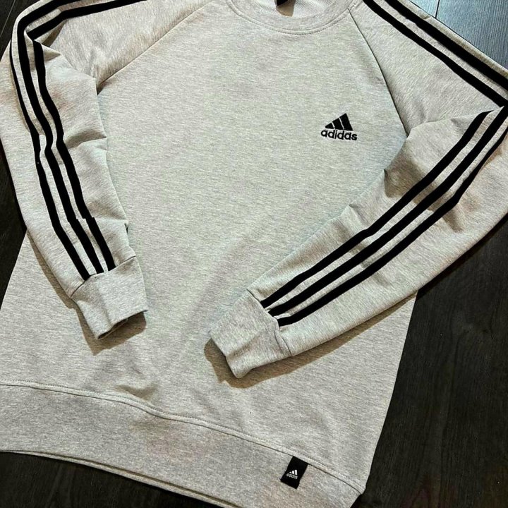 Костюм спортивный adidas