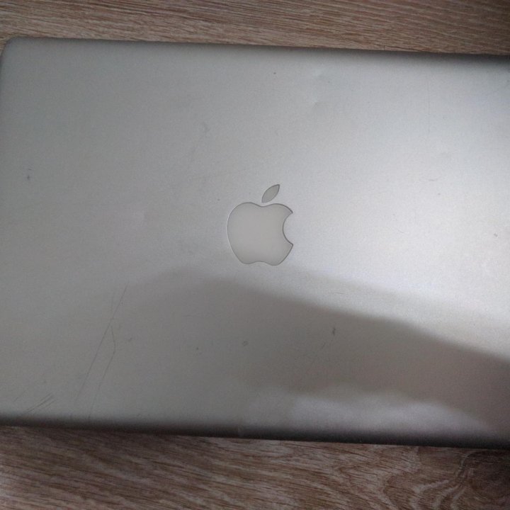 Apple MacBook pro 13 2010 утопленный