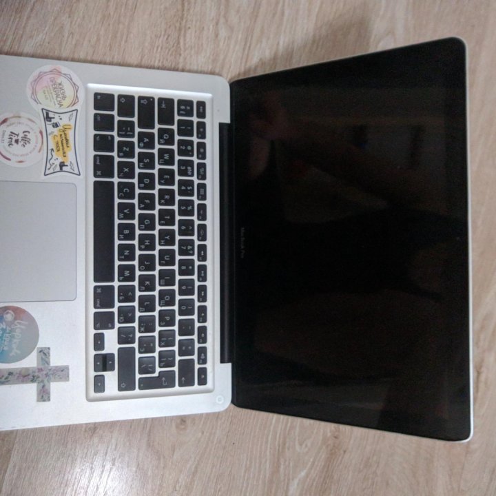 Apple MacBook pro 13 2010 утопленный