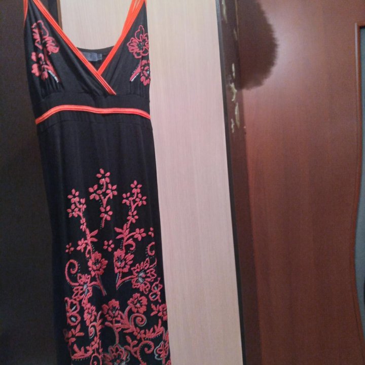 Женское летнее платье.Размер 42(S)
