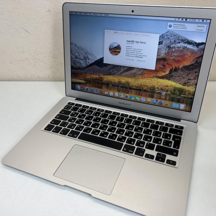 Apple MacBook Air 2017 i5/8G/128G 739циклов