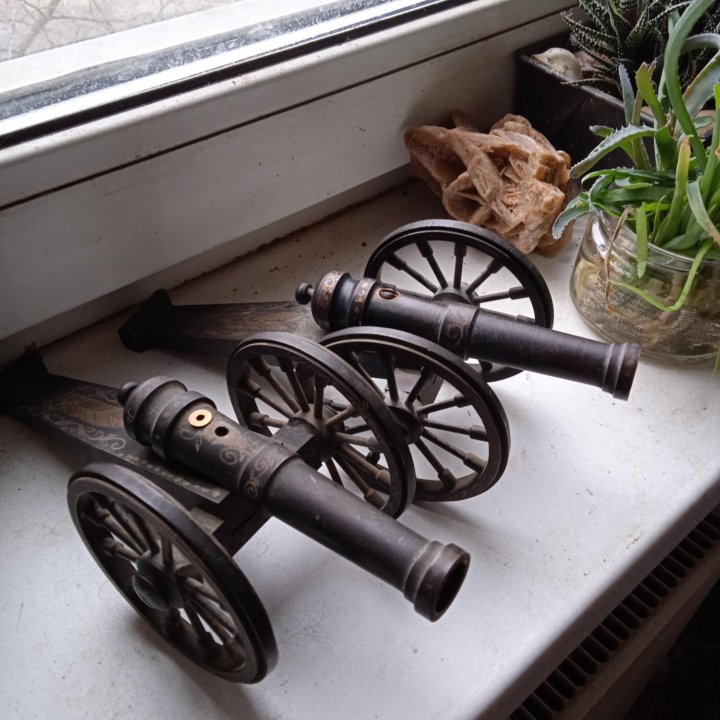 Пушки колекционные