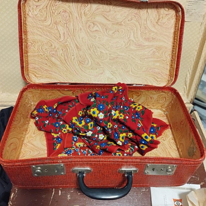 Чемоданы ссср