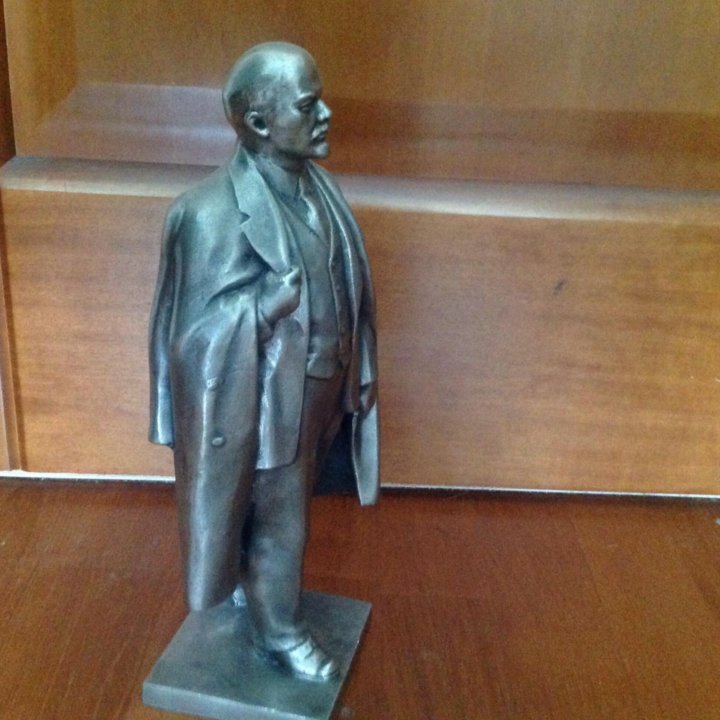 Статуэтка Ленин 33 см