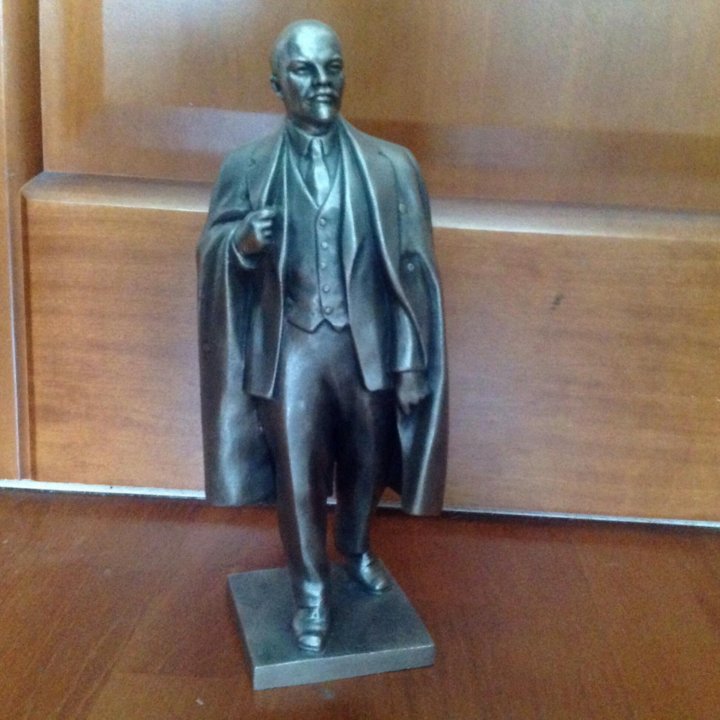 Статуэтка Ленин 33 см