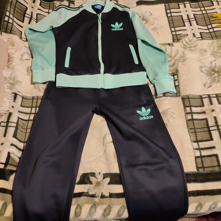 Кастюм женский Adidas