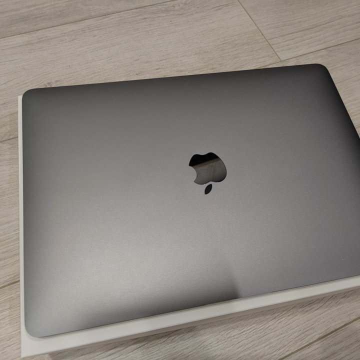 MacBook Air M1 8/512 Акб 99 Ростест