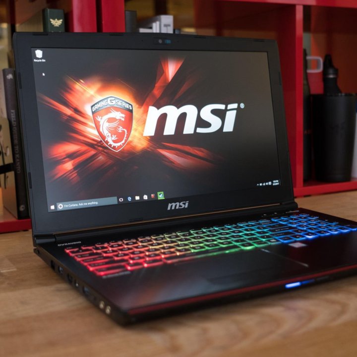 Игровой MSI Core i7-6700MQ/nvidia GTX 865-16гб SSD