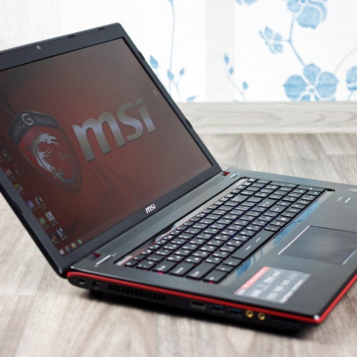 Игровой MSI Core i7-6700MQ/nvidia GTX 865-16гб SSD