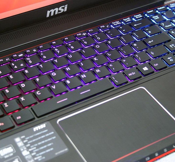 Игровой MSI Core i7-6700MQ/nvidia GTX 865-16гб SSD