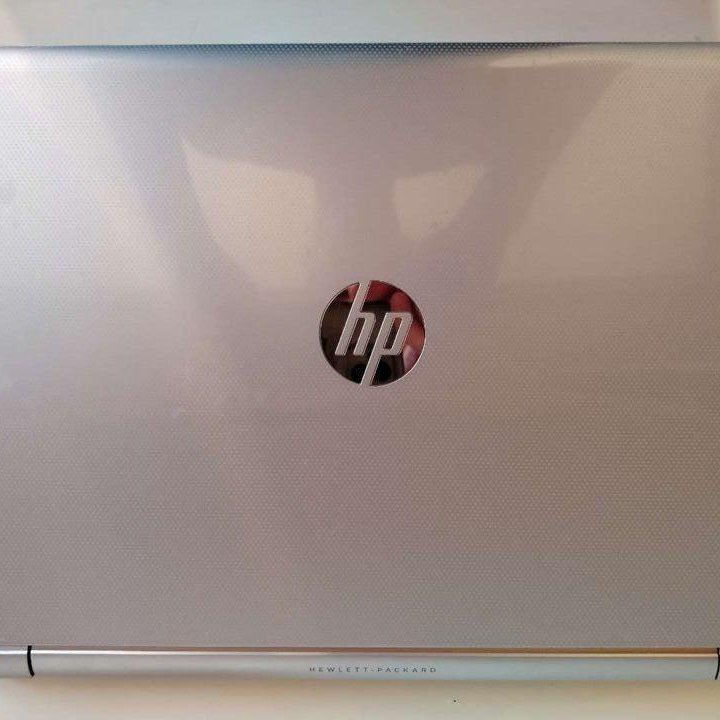 Ноутбук HP 4ядра/hd 8600m/6gb