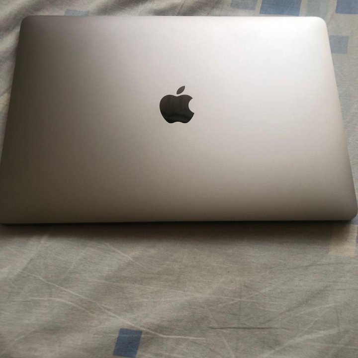 MacBook Pro 13 M1 8/256