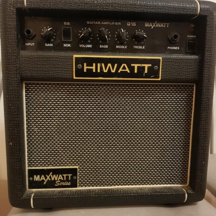 Комбоуселитель hiwatt maxwatt g15