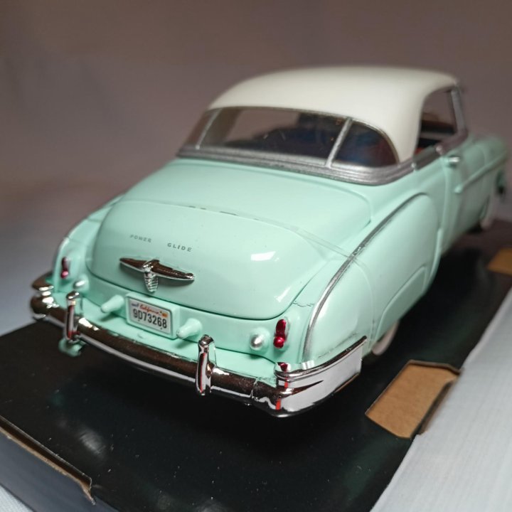 Модель автомобиля Chevy Bel Air 1950 Motormax 1:24